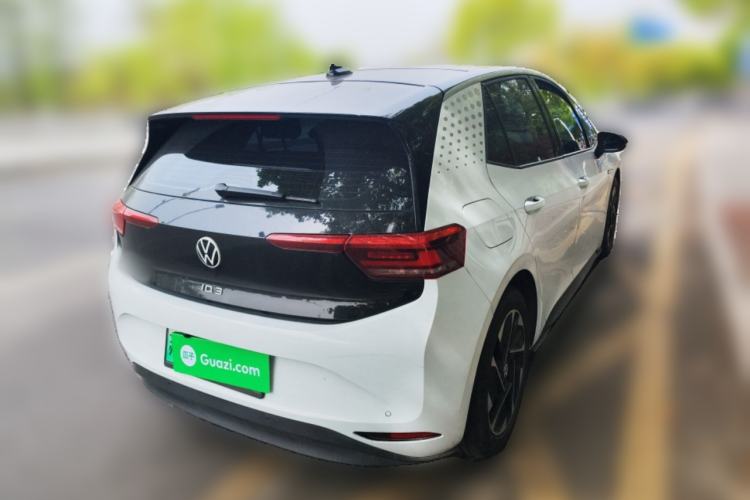 Used Volkswagen ID.3 2022 Active Pure Intelligent Enjoyment Edition Rear Right 45 Deg