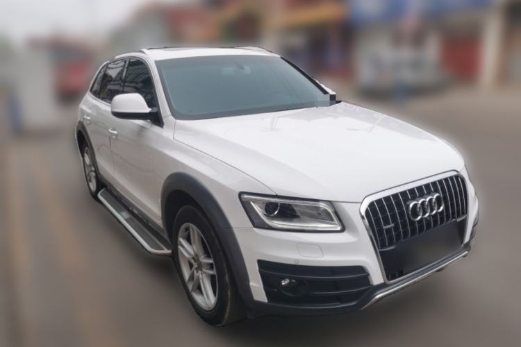 Used Audi Q5 2017 Plus 40 TFSI Technology Model
