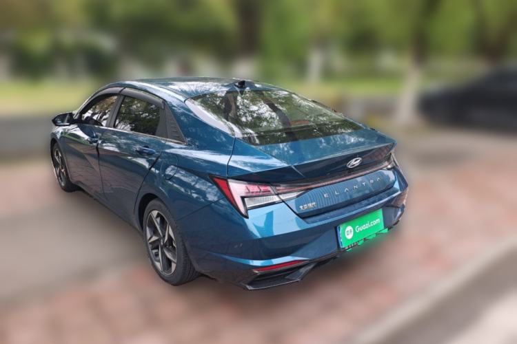 Used Hyundai Elantra 2021 1.5L CVT LUX Prestige Edition