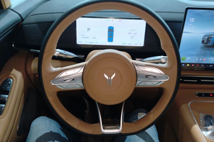 Used VOYAH Dream 2026 Model PHEV Kunpeng Pro Steering Wheel