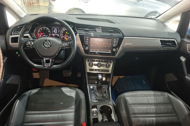 Used Volkswagen Touran 2018 Volkswagen Touran L 280TSI DSG Boundary Edition 7 Seats China V Emission Standard
