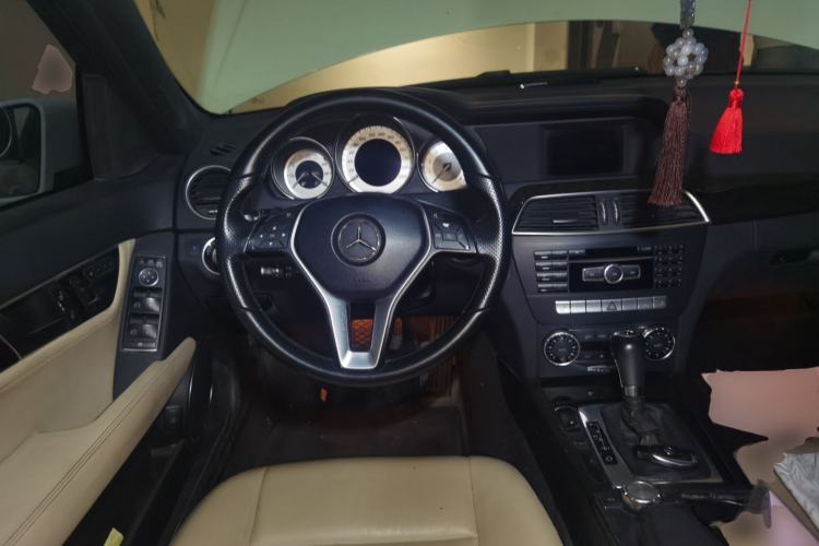 Used Mercedes-Benz C-Class 2013 C 260 CGI Fashion Model
