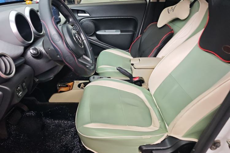 Used ORA Black Cat 2021 301 km Basic Version
