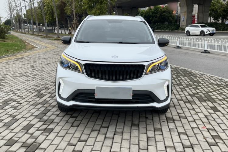 Used Livan X3 PRO 2022 1.5L Manual Little Cutie
