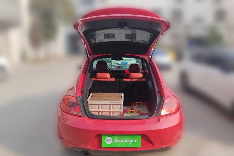 Used Volkswagen Beetle 2015 180TSI model
