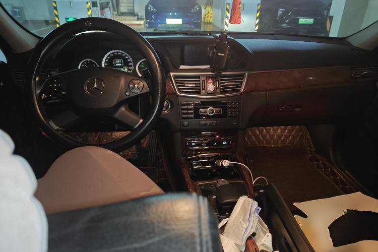 Used Mercedes-Benz E-Class 2011 E 300 L Elegant Model
