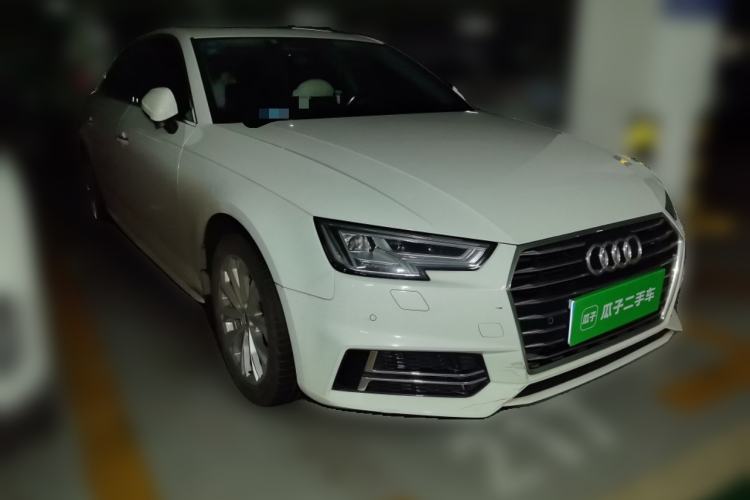 Used Audi A4L 2019 40 TFSI Ambition China VI
