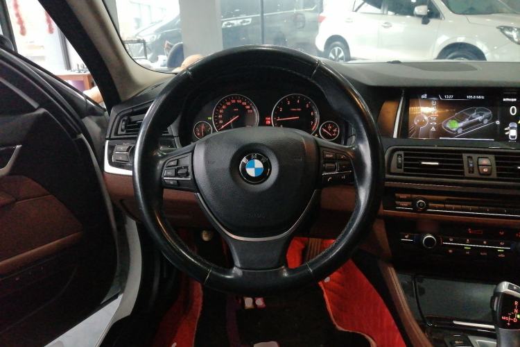 Used BMW 5 Series 2017 520Li Elegant Edition
