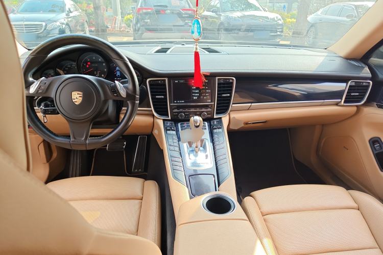 Used Porsche Panamera 2013 Panamera 4 Platinum Edition 3.6L

