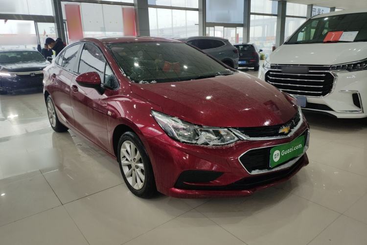 Used Chevrolet Cruze 2017 1.5L Automatic Pioneer Sunroof Edition

