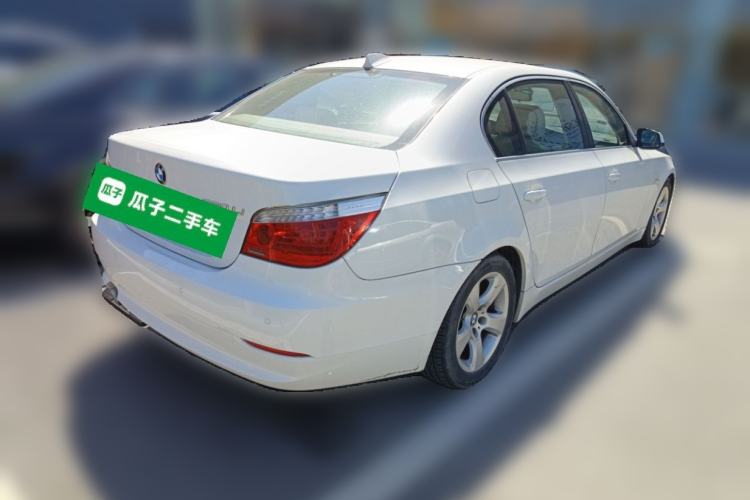 Used BMW 5 Series 2010 520Li Leading Model Rear Right 45 Deg