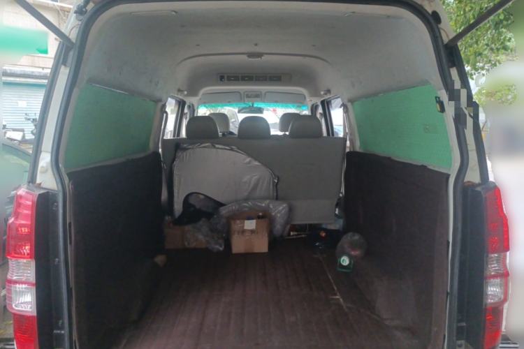 Used Jinbei New Hiace X30L 2018 1.5L Box Truck Wealth Edition DLCG14 Trunk