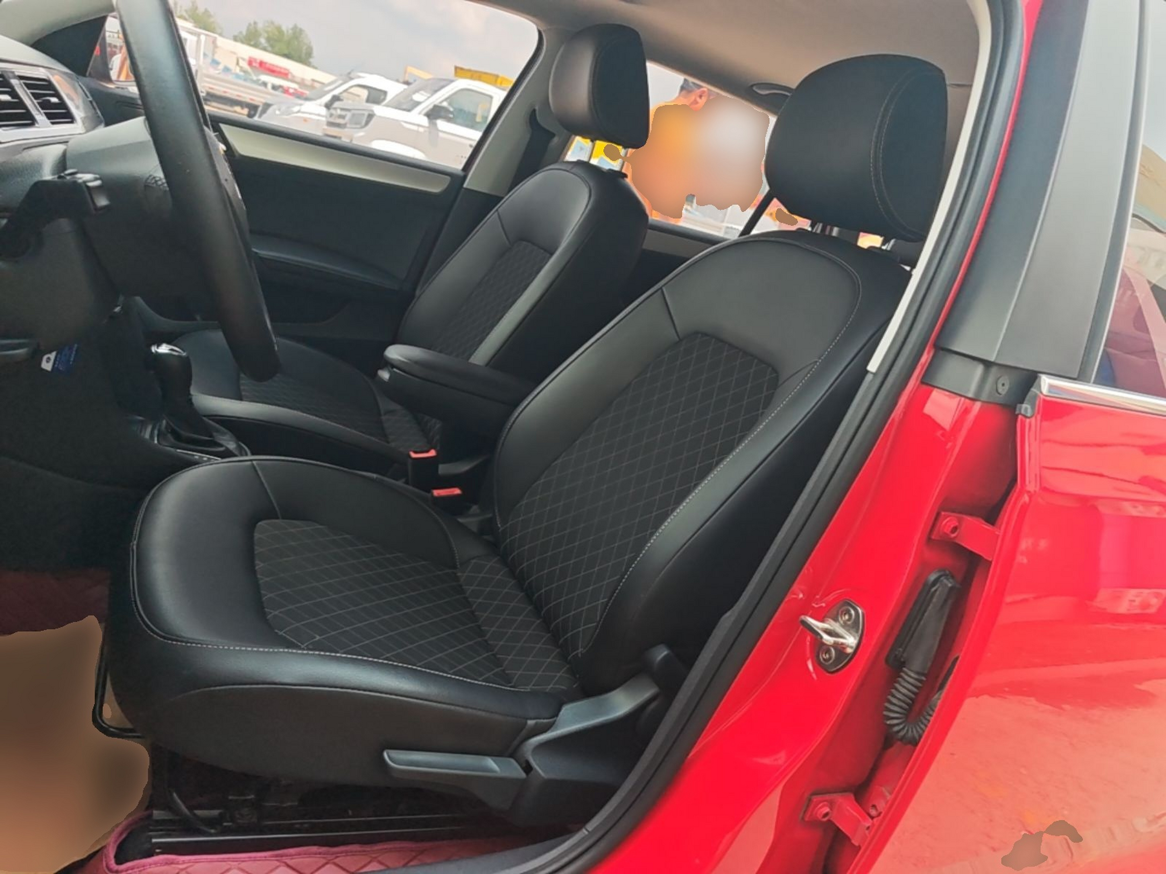 Interior delantero