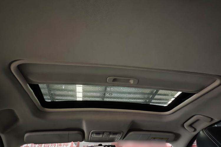 Used Dongfeng Fengon 580 2016 1.8L Manual Comfort Model Headliner