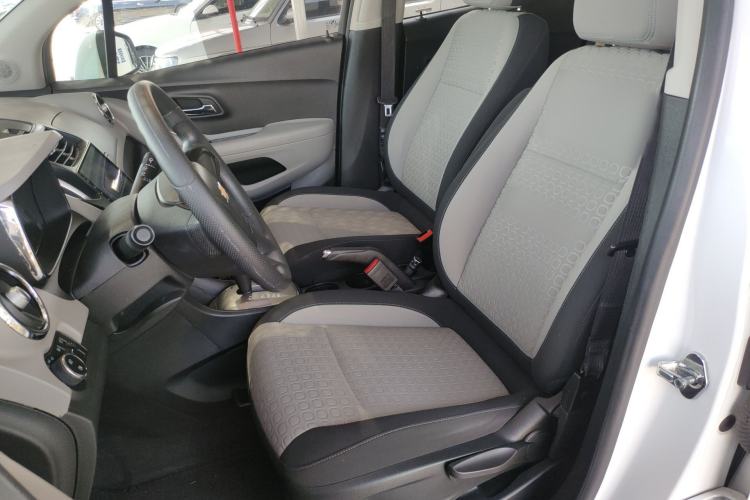 Used Chevrolet Trax 2014 1.4T Automatic Two-Wheel Drive Comfort Version Left Front Seat