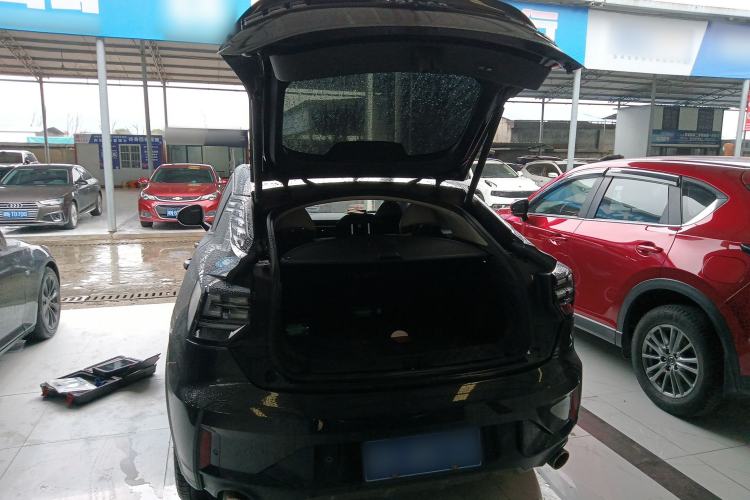 Used Lynk & Co 05 2020 2.0TD Two-Wheel Drive Shine Halo