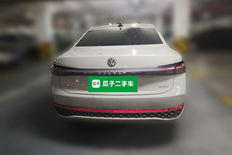 Used Volkswagen Passat 2025 Pro 380TSI Starry Dragon Edition
