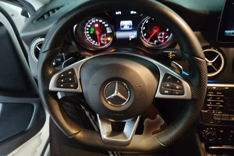 Used Mercedes-Benz GLA 2019 GLA 200 Dynamic Edition