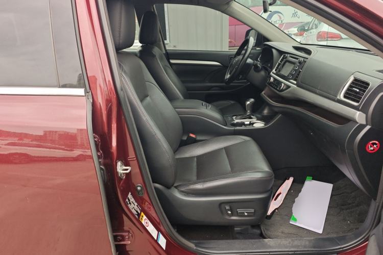 Used Toyota Highlander 2015 2.0T Four-Wheel Drive Luxury Edition 7-Seater
