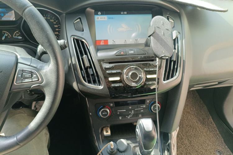 Used Ford Focus 2017 Hatchback EcoBoost 125 Automatic - Ultra-Powerful Style Edition with Smart Drive Features