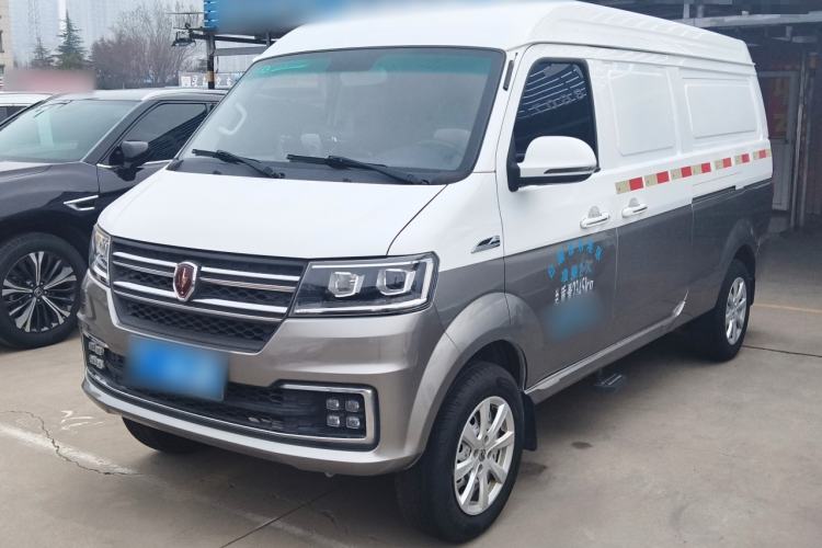 Used Jinbei New Hiace S 2019 1.5L Van Wealth Edition China VI SWC15M