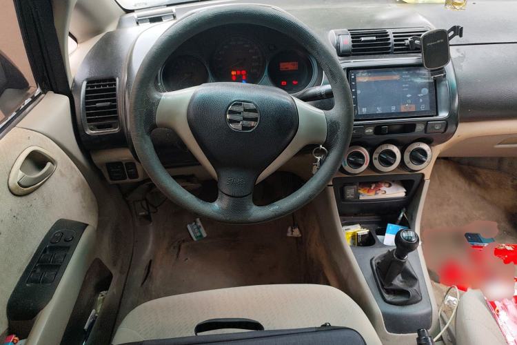 Used Everus S1 2012 1.3L Manual Comfort Edition Steering Wheel