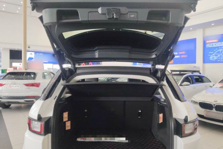 Used Land Rover Range Rover Evoque 2018 240 PS SE Smart Brilliance Edition
