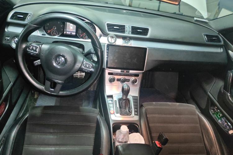 Used Volkswagen FAW-Volkswagen CC 2013 1.8TSI Luxury Model Center Console