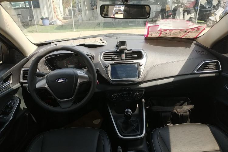 Used Ford Escort 2015 1.5L Manual Fashion Edition