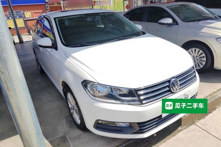 Used Volkswagen Santana 2015 Haval H6 1.6L Automatic Comfort Model Front Right 45 Deg