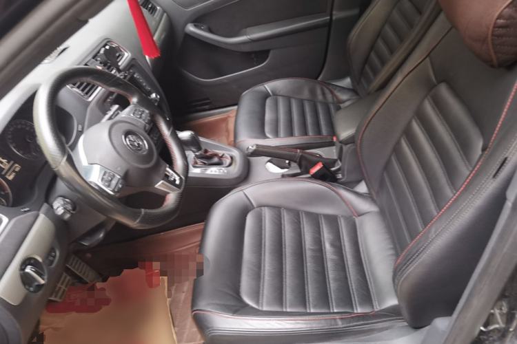 Used Volkswagen Sagitar 2013 2.0 TSI GLI Left Front Seat