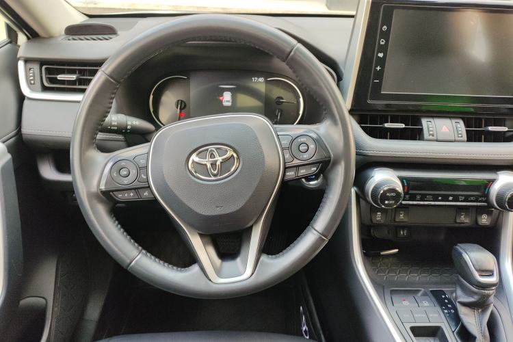 Used Toyota RAV4 2020 2.0L CVT Two-Wheel Drive Fashion PLUS Edition Steering Wheel