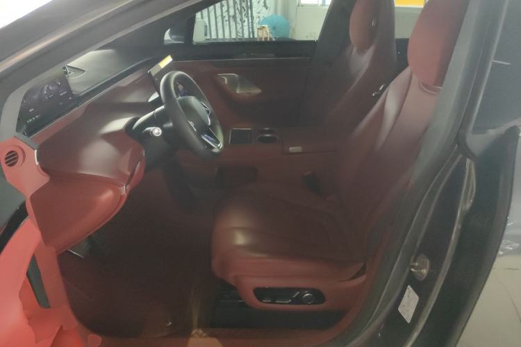 Used Hima Luxeed R7 2024 All-Electric 802 km Max Left Front Seat