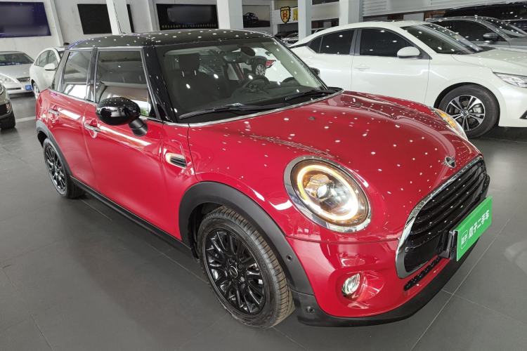 Used MINI MINI 2021 1.5T COOPER Classic Edition Five-Door Version
