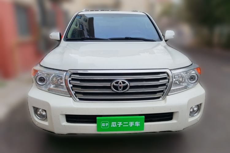 Used Toyota Land Cruiser  Front