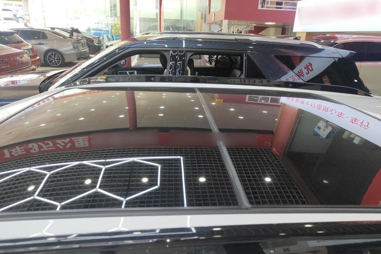 Used Cadillac XT4 2018 28T 4x4 Platinum Sport Edition
