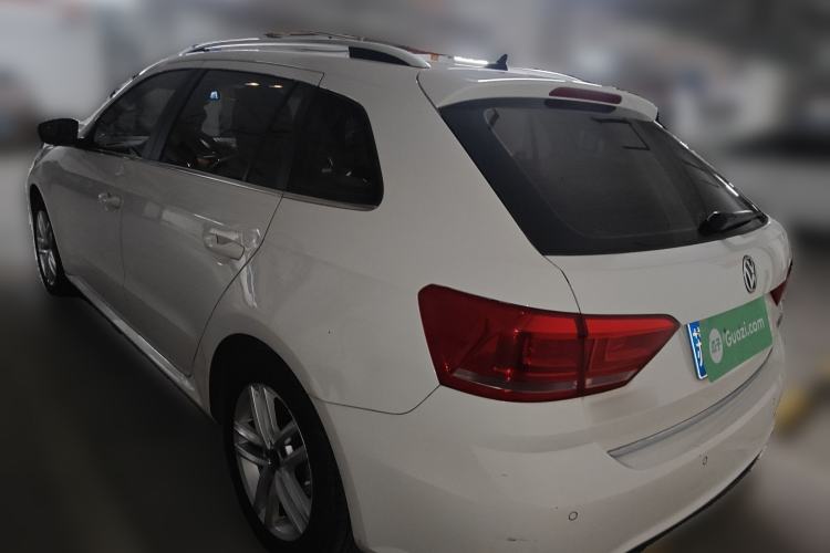 Used Volkswagen Gran Lavida 2015 1.6L Automatic Comfort Edition Exterior 3