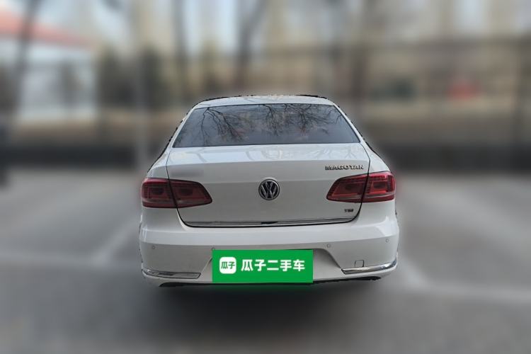 Used Volkswagen Magotan 2013 1.8TSI Prestige Model Rear