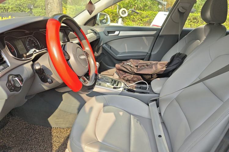 Used Audi A4L 2013 35 TFSI Automatic Standard Model Left Front Seat