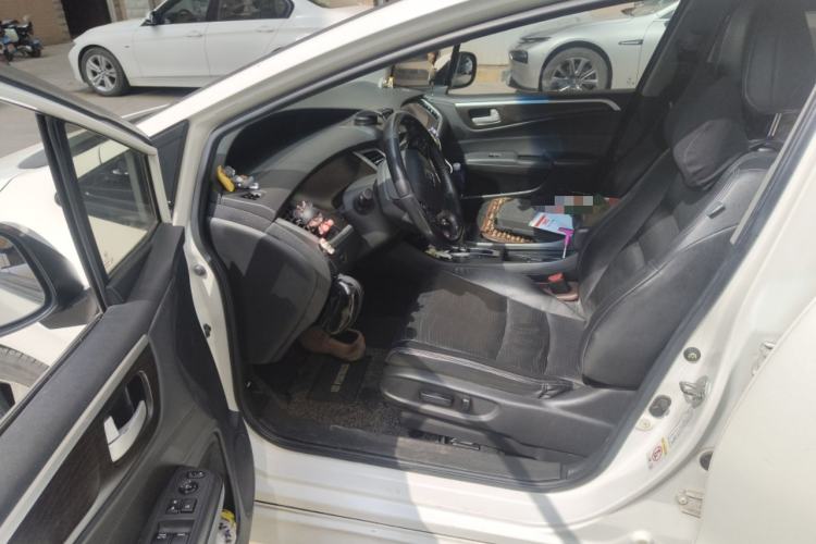 Used Honda Jade 2013 1.8L CVT Luxury Edition 5 seats