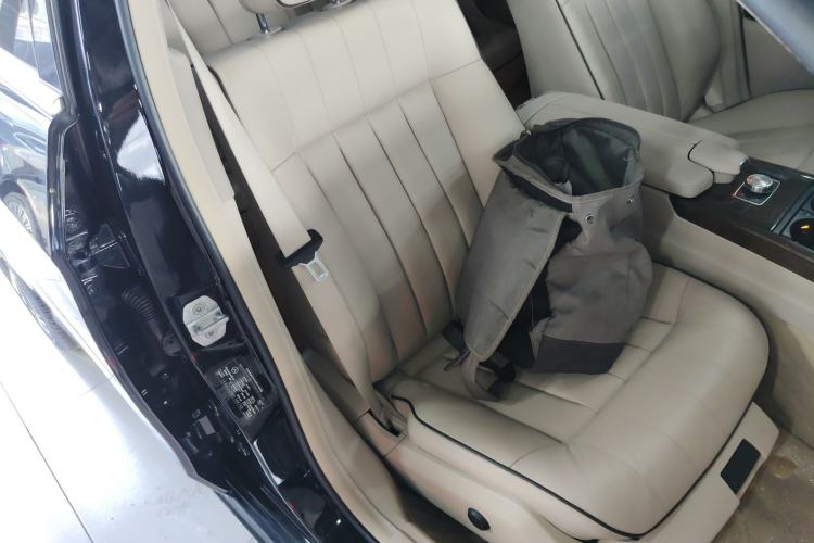 Used Mercedes-Benz E-Class 2015 E 320 L 4MATIC Right Front Seat