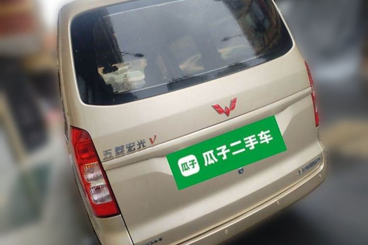 Used Wuling Hongguang V 2019 1.5L Enjoyment Version China VI LAR
