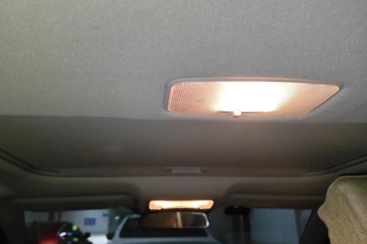 Used Toyota Levin 2017 Revised 185T CVT Elite Edition China V Standard Headliner