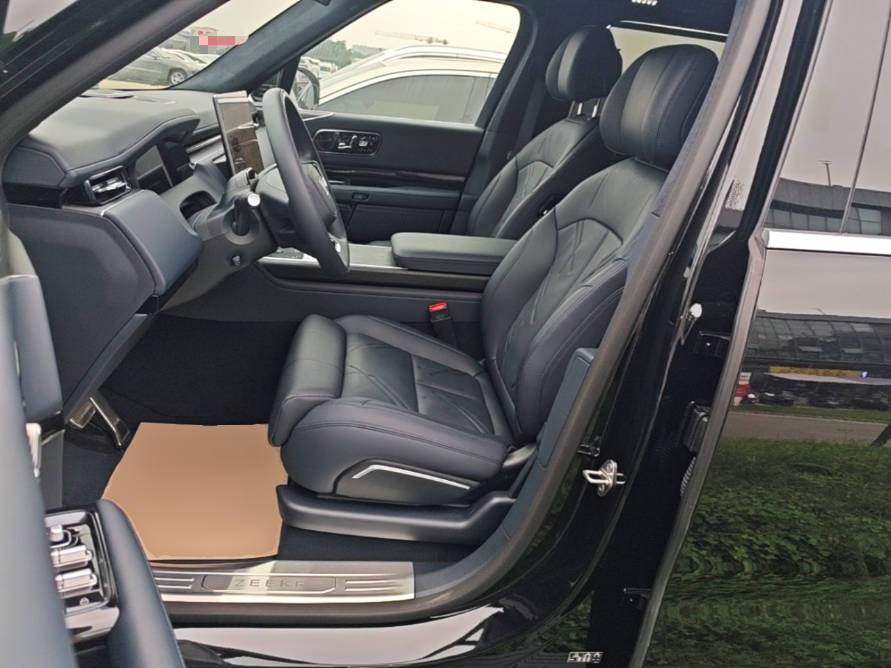 Zeekr 9X 2025 Ultra Edition 70kWh — снимка 17
