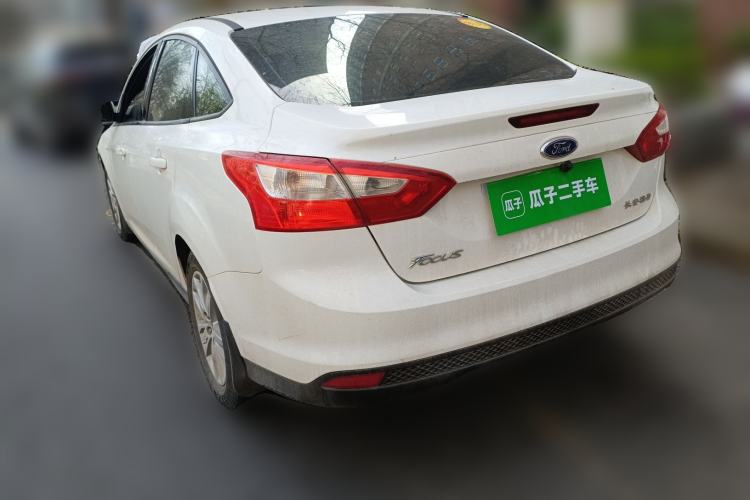 Used Ford Focus 2012 Sedan 1.6L Manual Comfort Model
