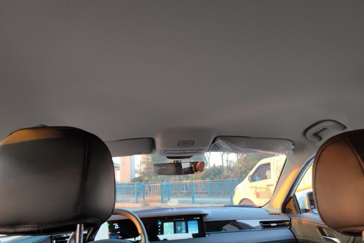 Used Roewe i5 2023 1.5L Manual Comfort Edition
