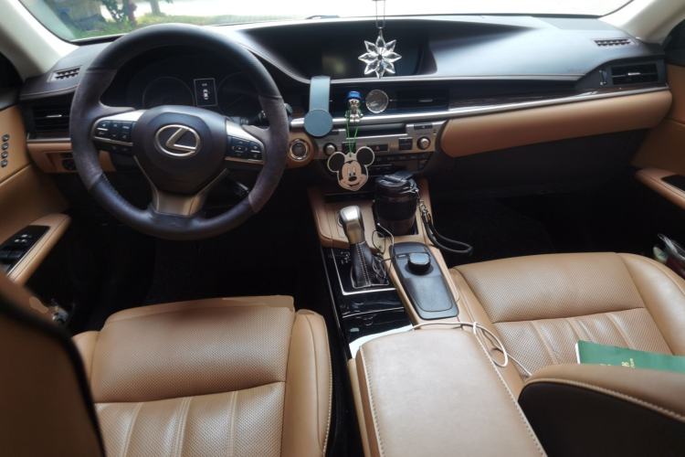 Used Lexus ES 2015 250 Elegant Edition
