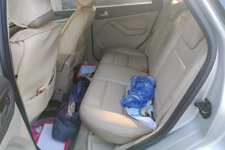 Used Ford Focus 2011 Sedan 1.8L Automatic Fashion Edition