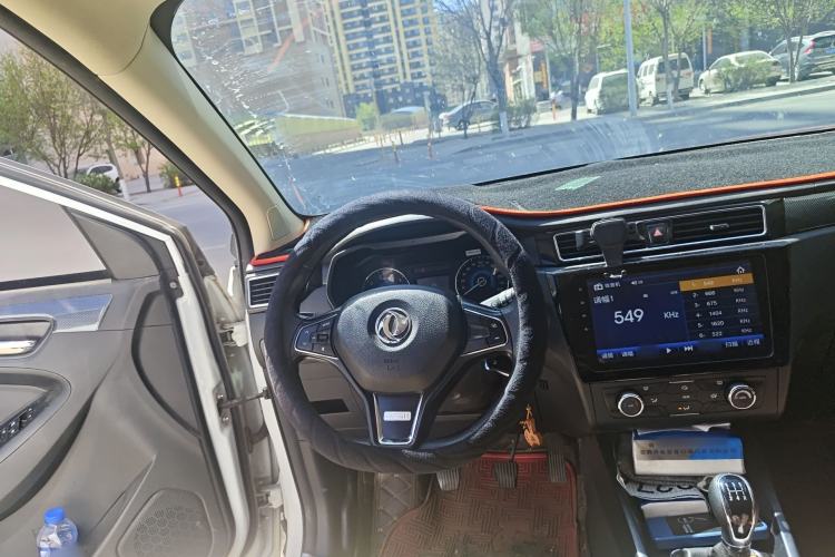 Used Dongfeng Fengon 580 2018 Revised Version 1.8L Manual Comfort Edition