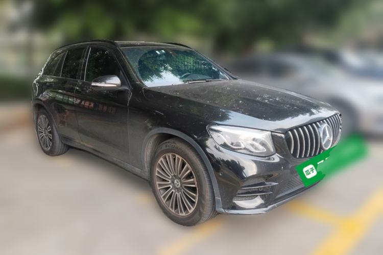 Used Mercedes-Benz GLC 2018 Facelifted GLC 260 4MATIC Dynamic Edition Front Right 45 Deg